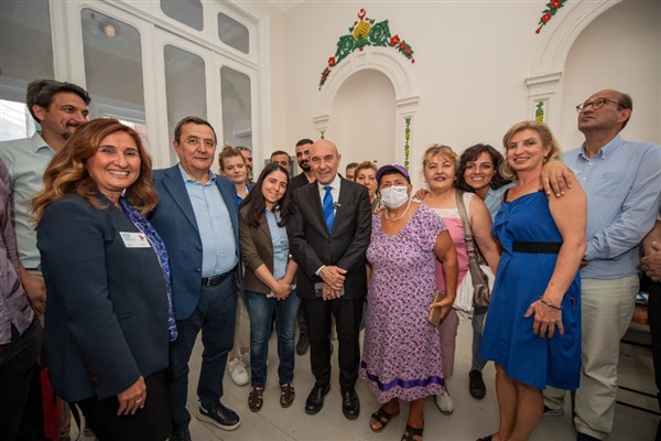 150 yıllık bina kadınlar ve çocuklar için ayağa kaldırıldı