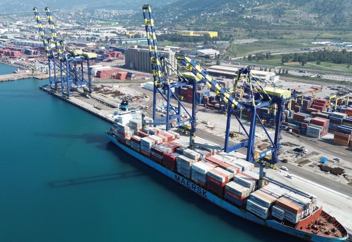 Dış Ticarette İhracat ve İthalat Artış Gösterdi