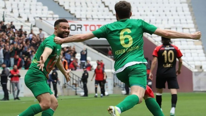 Amedspor’a taraftar yasağı kaldırıldı