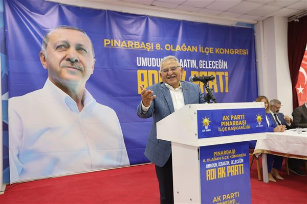 Başkan Büyükkılıç, Pınarbaşı Kongresi'ne katıldı