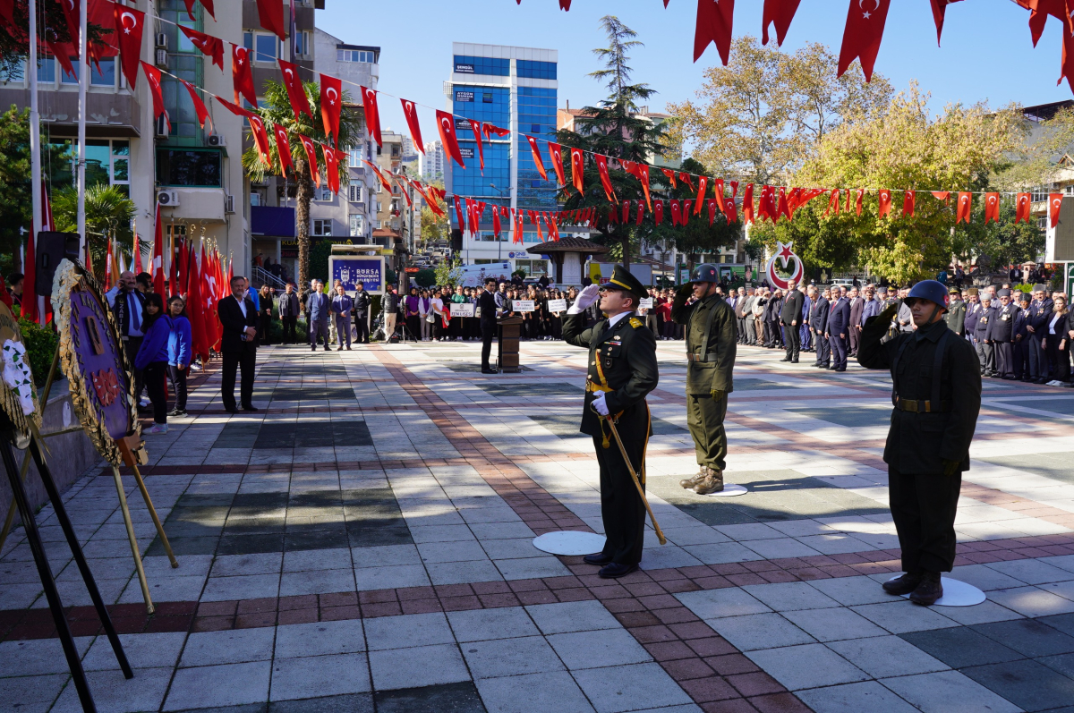 Orhangazi'de 29 Ekim Cumhuriyet Bayramı kutlamaları