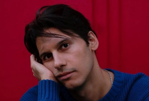 Can Ozan'dan Yepyeni Şarkı: “Acıtır Gibi Severek” Yayında