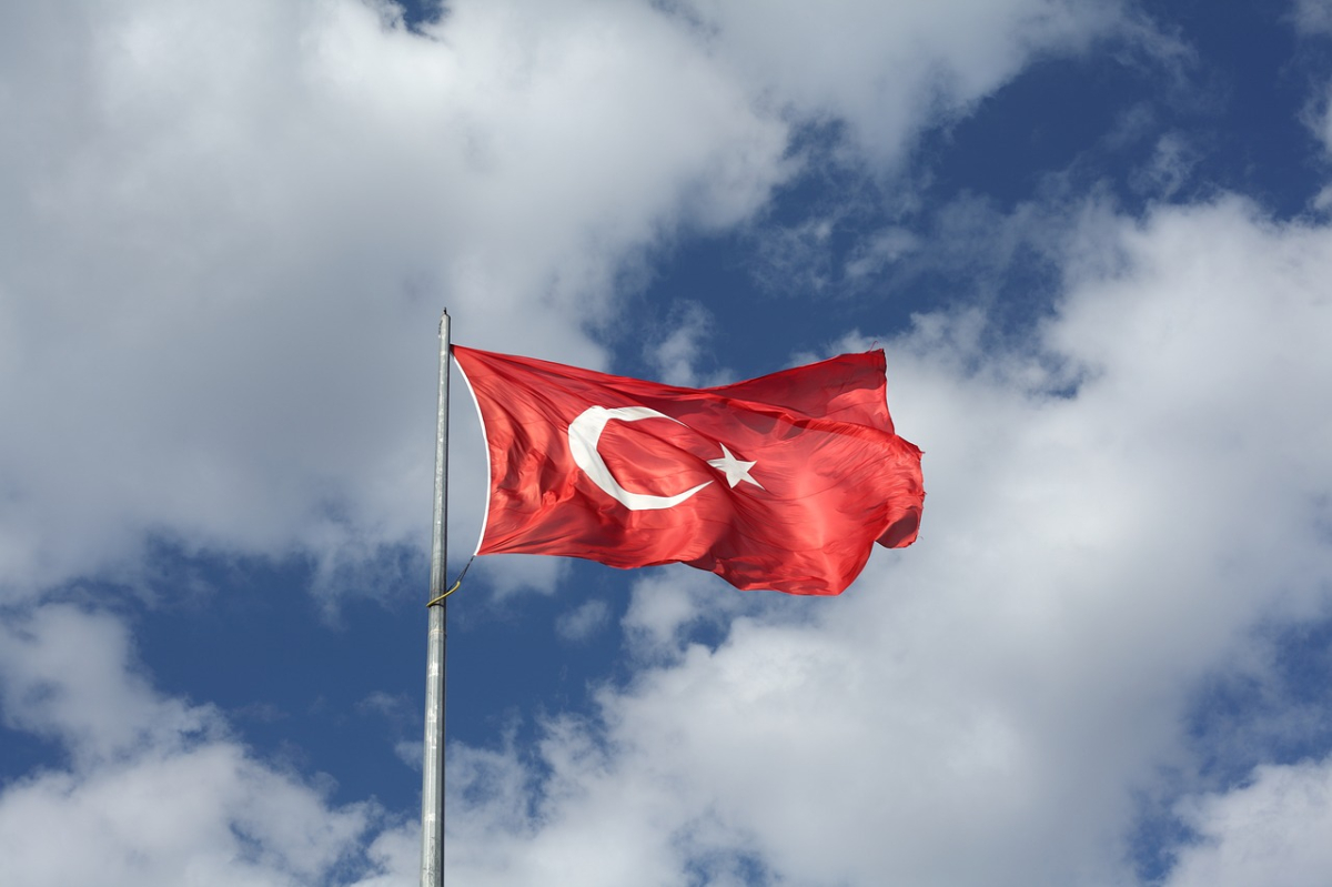 Şehit Deniz Teğmen Mustafa Kemal Öz, son yolculuğuna uğurlandı