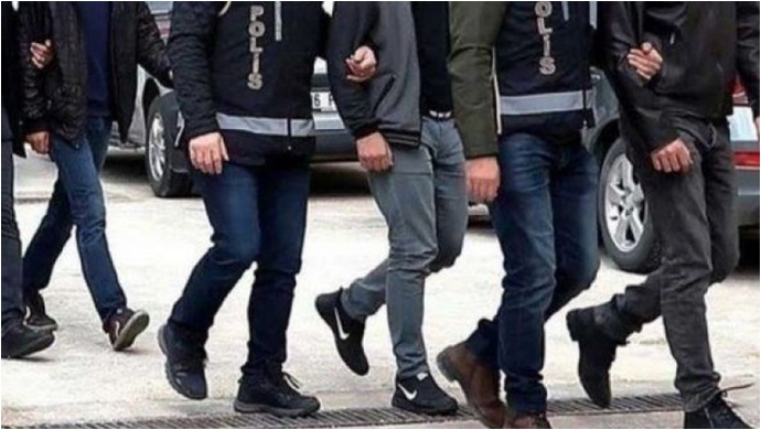 Şanlıurfa 'da uyuşturucu operasyonu:5 gözaltı