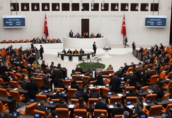 İç Güvenlik Alanında Düzenlemeler İçeren Kanun Teklifi TBMM'de Görüşülüyor