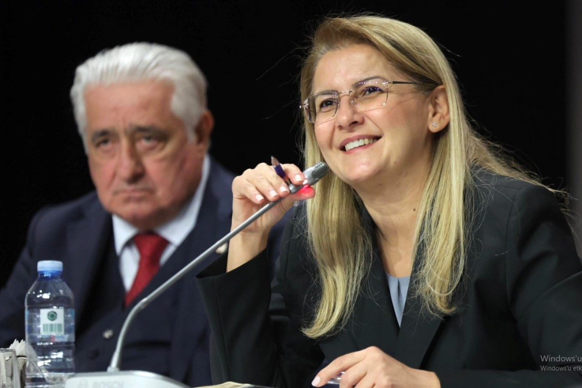 Başkan Ovalıoğlu, Mahalle Sakinlerini Dinlemeye Devam Ediyor