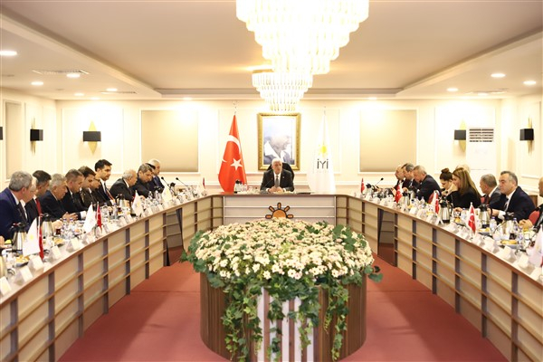 Dervişoğlu, Genel İdare Kurulu üyeleriyle görüştü