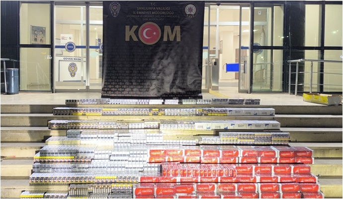 Şanlıurfa'da Kaçakçılık Operasyonu: 812 Karton Kaçak Sigara Ele Geçirildi