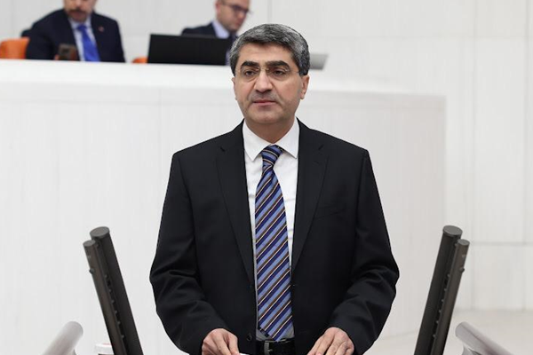 DEVA Partili Ekmen, Bakan Göktaş'a sabah kuşağı programlarını sordu