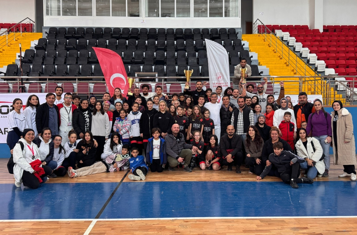 Kulüpler Türkiye Tekerlekli Paten Şampiyonasında kupalar sahiplerini buldu