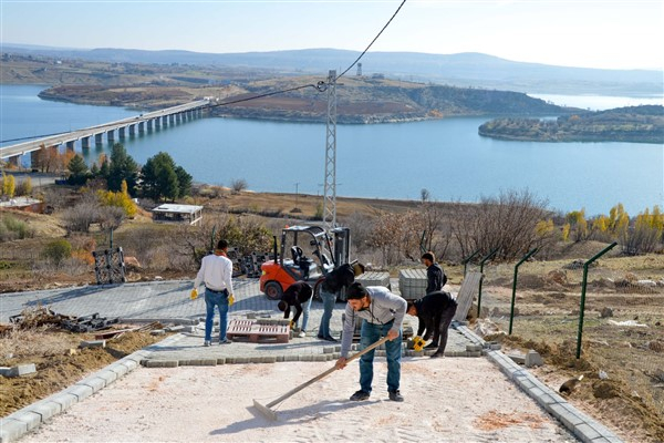 Diyarbakır Büyükşehir'den kırsal mahallelerdeki engelli vatandaşlar için yol hizmet