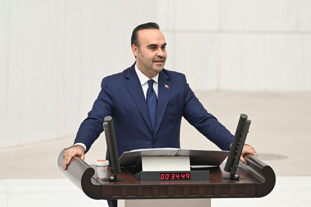 Bakan Kacır: Dünyanın en gelişmiş İHA'larını SİHA'larını ürettik
