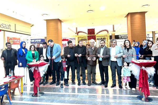 ″Eğitici Materyaller ve Sanat Çalışmaları Sergisi″ açıldı