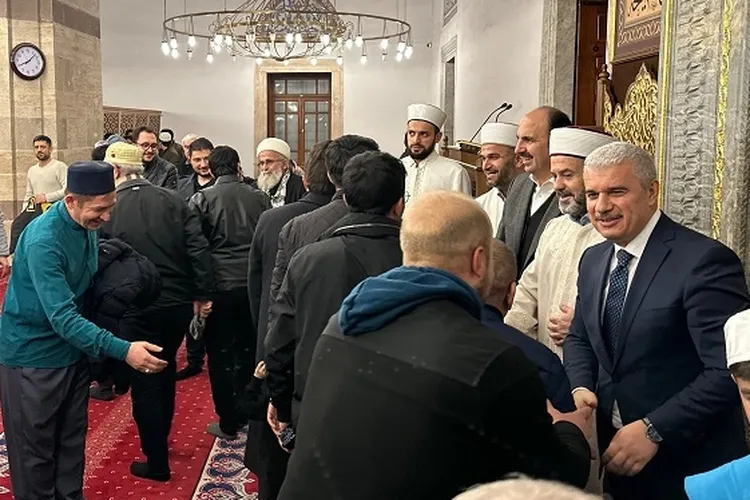Protokolden Konyalılara Regaip Kandili Tebriği