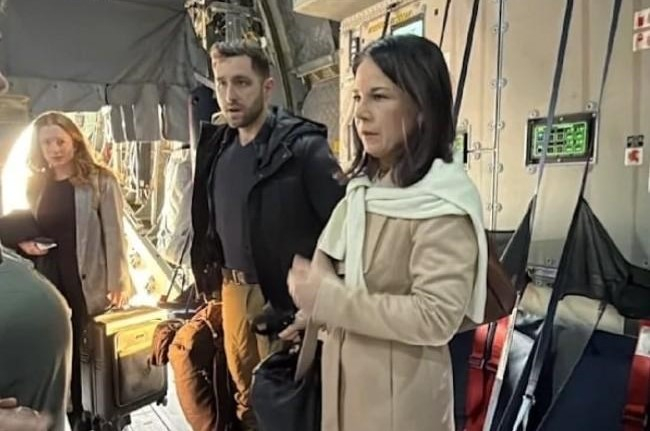 Fransa ve Almanya Dışişleri bakanları Şam'a gitti