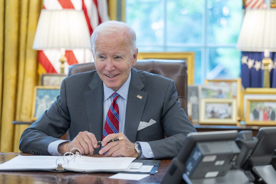 ABD Başkanı Biden: Yaklaşık 2 bin 500 kişinin cezasını hafifletiyorum