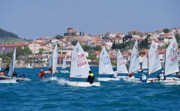 Ayvalık, TYF Yelken Ligi 3. Ayak Yarışları'na Ev Sahipliği Yapıyor