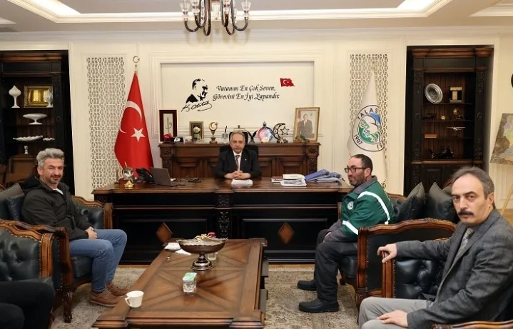 Talas Belediyesi Personeline Örnek Davranış İçin Takdir
