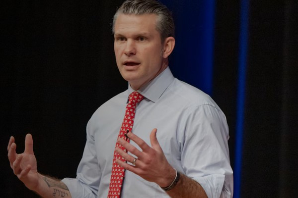NBC: Hegseth, Kiev'e bazı ABD birliklerinin AB'den çekilme olasılığından bahsetti