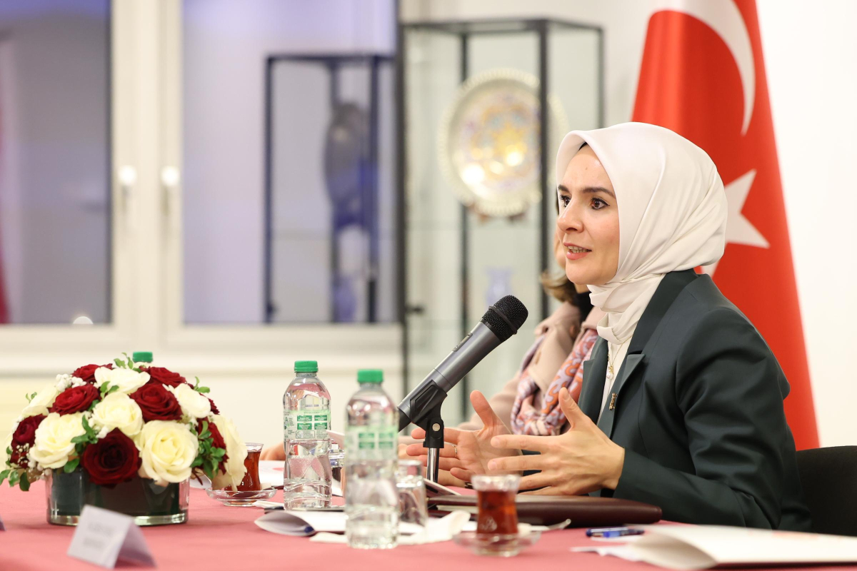 Bakan Göktaş: Aileyi bir bütün olarak ele alan politikalar geliştiriyoruz