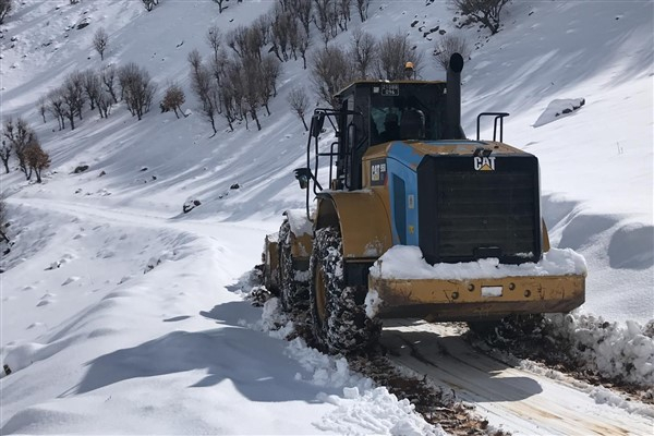 Diyarbakır'da kar nedeniyle kapanan 463 kilometrelik yol ulaşıma açıldı