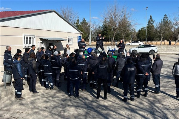 Diyarbakır’da ilaçlama personellerine eğitim verildi