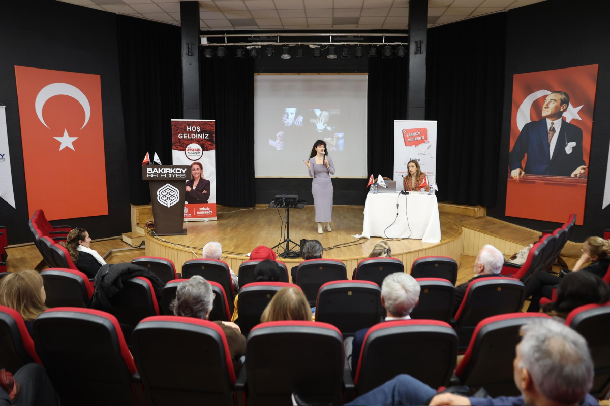 Bakırköy'de “İnsan Hakları ve İnsan Hakları Gazeteciliği” değerlendirildi