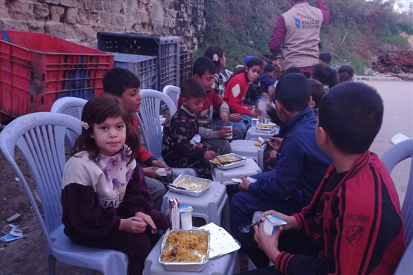 Esenler Belediyesi tarafından ″Çocuk İftarı″ bu yıl Gazze'de yapıldı