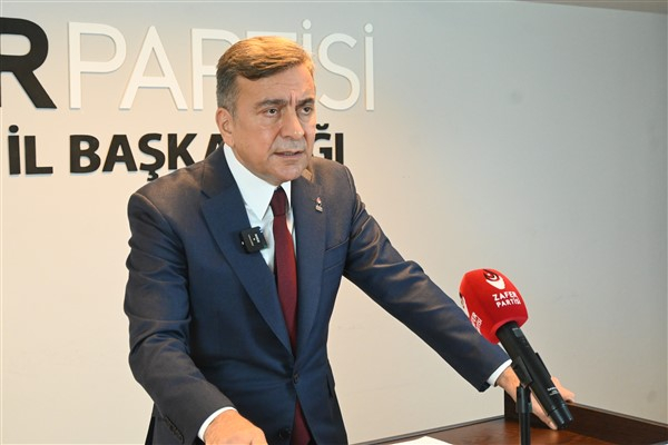 Karamahmutoğlu: Ümit Özdağ'ın tutuklanmasına sebep olan iddianamesi halen hazırlanmadı