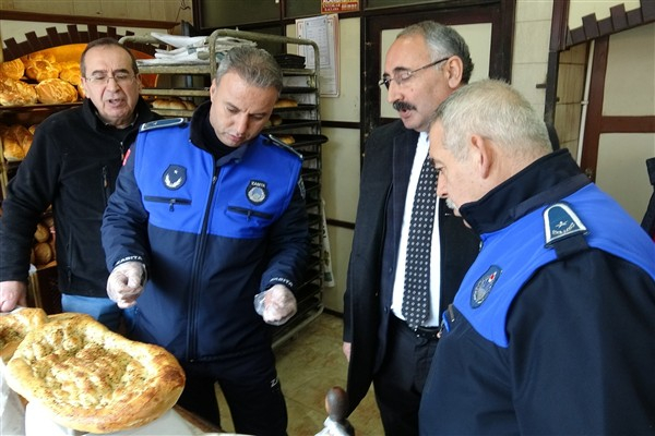 Gemlik'te Ramazan pidesine ilişkin gramaj denetimi