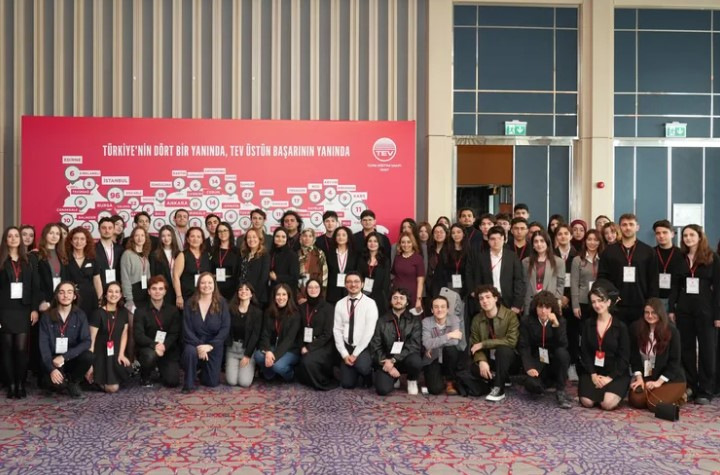 TEV Ailesine 183 Başarılı Genç Daha Katıldı