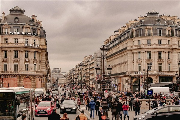 Paris'in 500 caddesi yayalaştırılıp, yeşillendirilecek