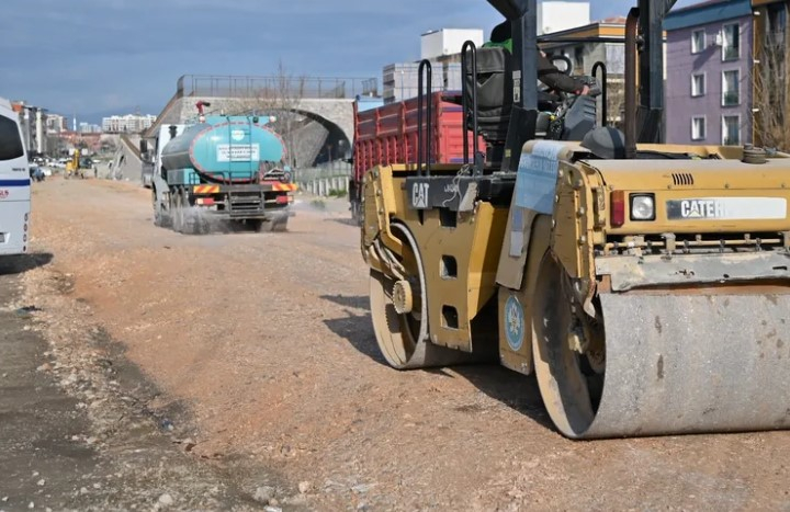 Manisa Büyükşehir, Cider Yolu'nda Asfalt Öncesi Hazırlıklara Başladı