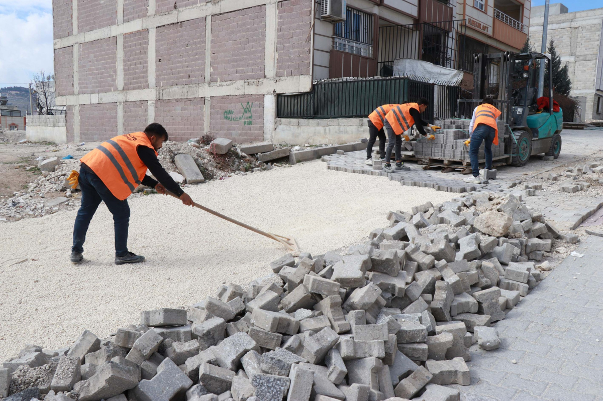 Haliliye'de üstyapı çalışmaları devam ediyor