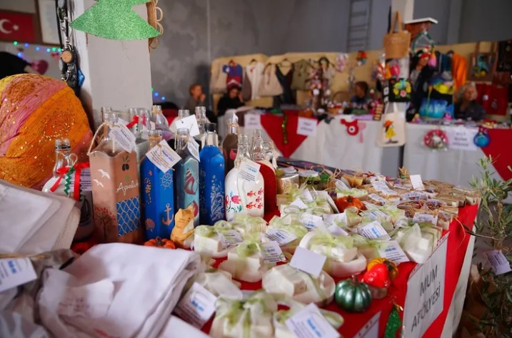 7 Mahalleevi, 18 Farklı Branşta 1.500 Kadına Hizmet Veriyor