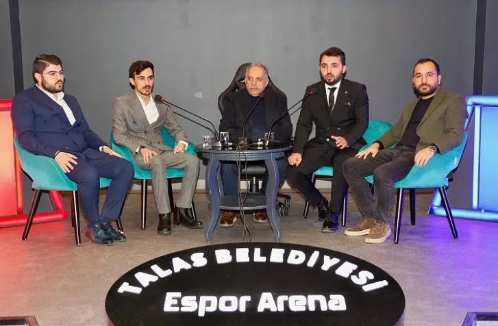 Başkan Mustafa Yalçın Gençlerle E-Spor Etkinliğinde Buluştu