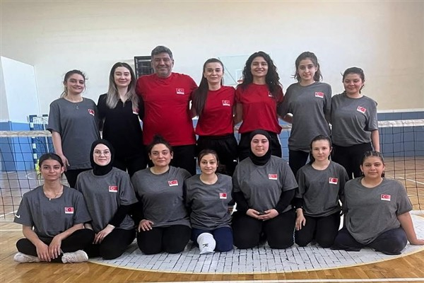 Türkiye Oturarak Voleybol Milli Takımları Karaman'da hazırlık kampına başladı