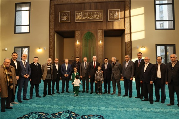 Maltepe Mahallesi Konyalı Hacı Veyiszade Camii ibadete açıldı