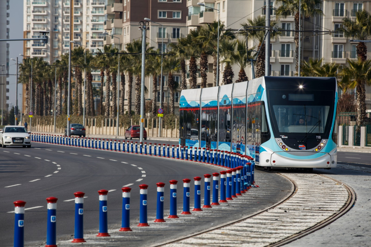 İzmir'de bayramda toplu ulaşım ücretsiz