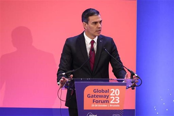 Sanchez: Myanmar halkına, deprem nedeniyle İspanya Hükümeti'nin dayanışmasını iletiyorum