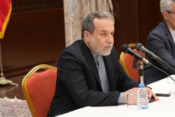 İran Dışişleri Bakanı Araghchi Mısırlı mevkidaşı Abdulati ile bölgesel gelişmeleri görüştü