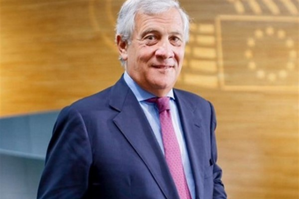 İtalya Dışişleri Bakanı Tajani, İrlanda Dışişleri Bakanı Harris ile görüştü