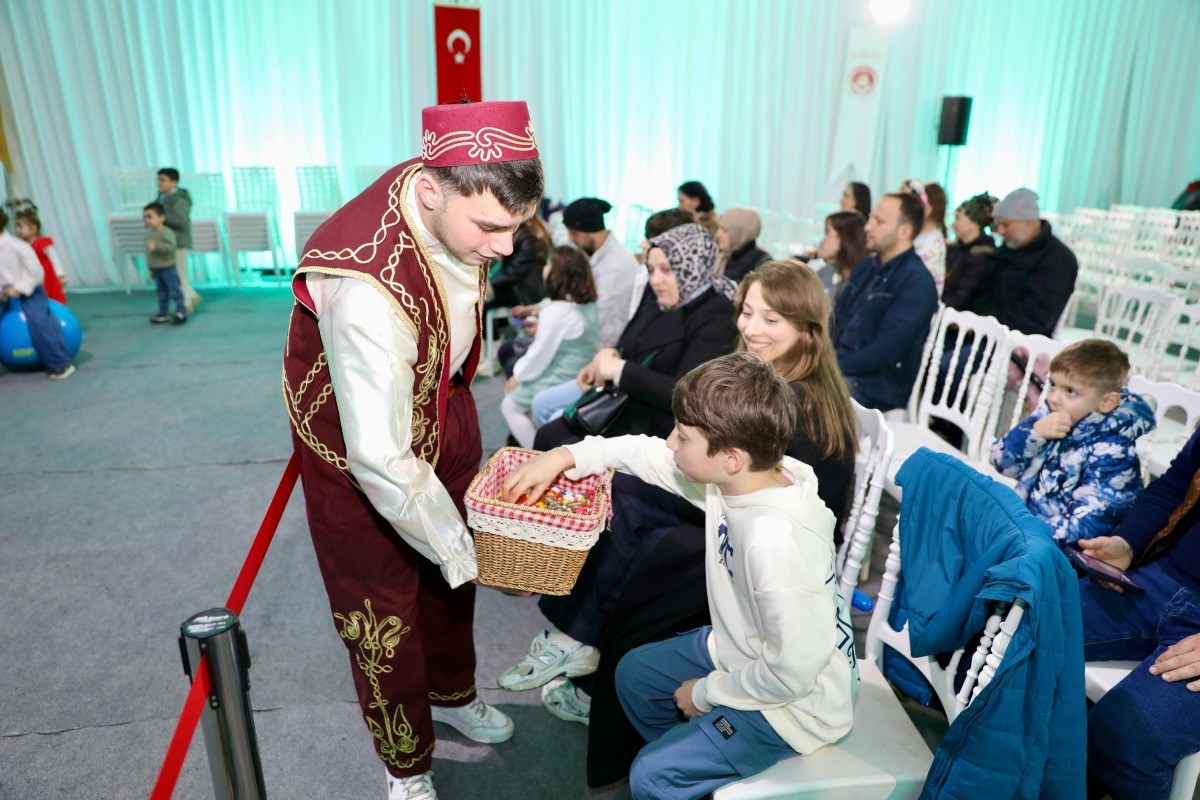 Bayram Sokağı'nda Samsun'da Şenlik Atmosferi Hakimdi