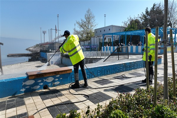 Bursa'da bahar temizliği çalışmalarına başlandı