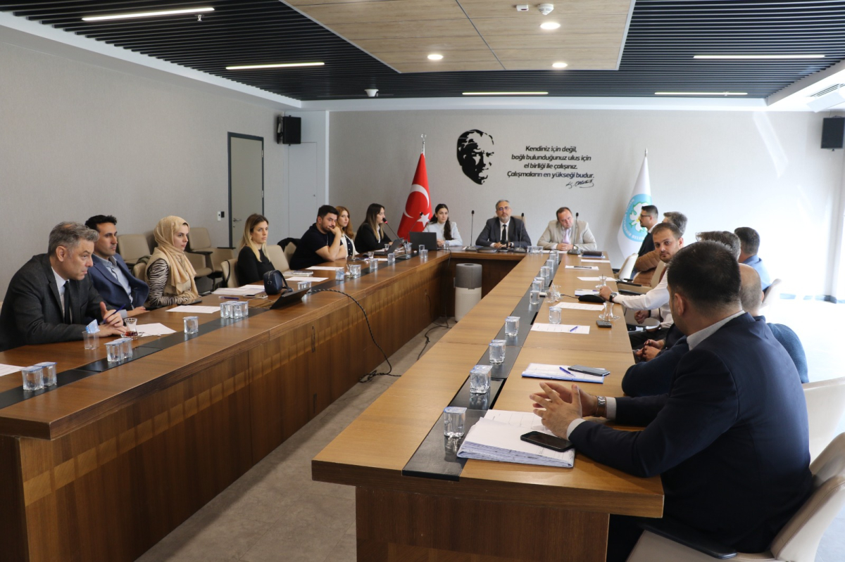 Manisa ilçe belediyelerine yönelik güneş enerjisi eğitimi verildi