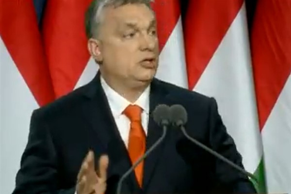 Orban: Kutsal baba, barışın sarsılmaz sesi oldu