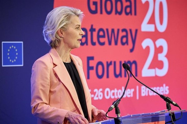 Leyen'den Kanada'da gerçekleşen kaza için taziye mesajı