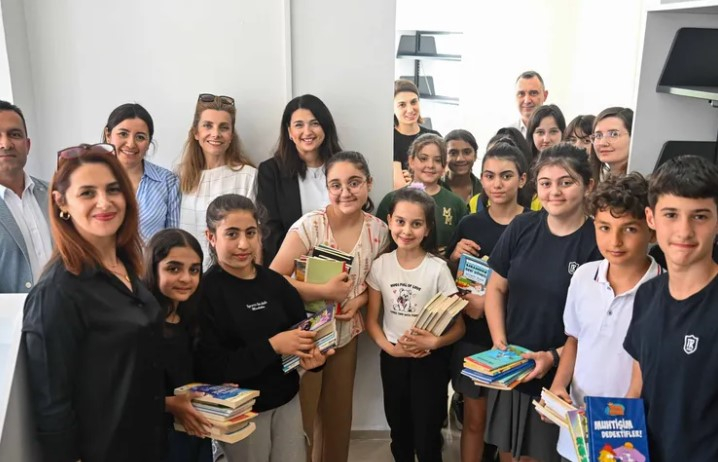 İTK Öğrencilerinden BELGEM Kütüphanesine Kitap Bağışı