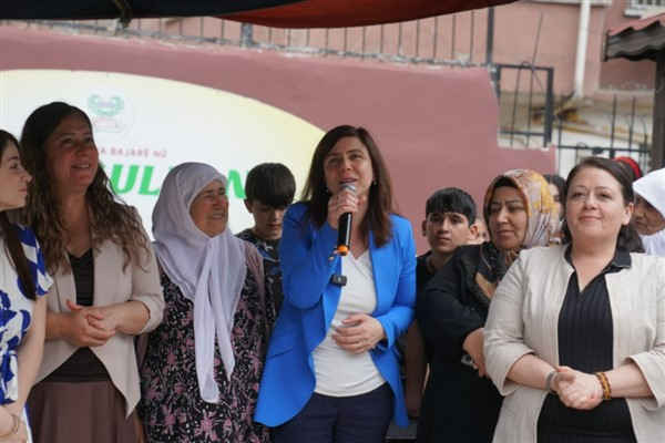 Bucak, Gülhane Parkı'nın açılışına katıldı