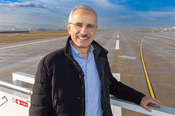 Bakan Uraloğlu, Moldova Altyapı ve Bölgesel Kalkınma Bakanı Bolea ile görüştü